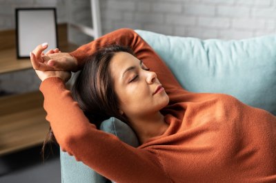 Een powernap van 20 minuten kan helpen bij gewichtsverlies (en 4 andere tips)